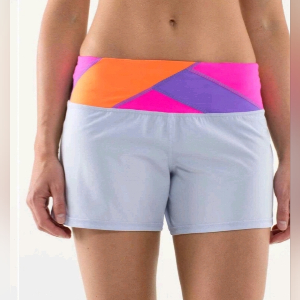 Lululemon Groovy Run Shorts in Cool Breeze, Women's Size 8-10